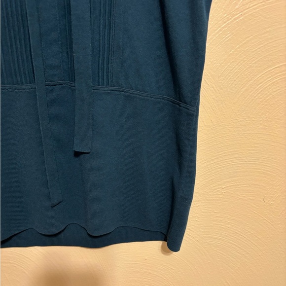 Talbots Petite Sleeveless Knit Top Tie Neck Blue MP - Picture 7 of 8
